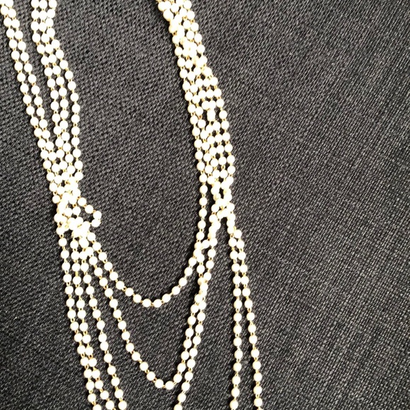 Pearl layered necklace - Picture 3 of 3